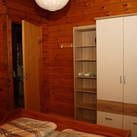 Bungalow; Haus 111 Twistesee, בית נופש